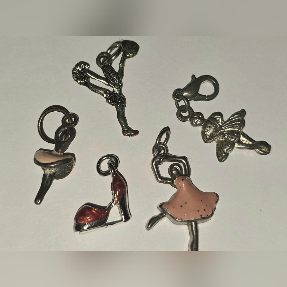 Ballet, Girly Charms